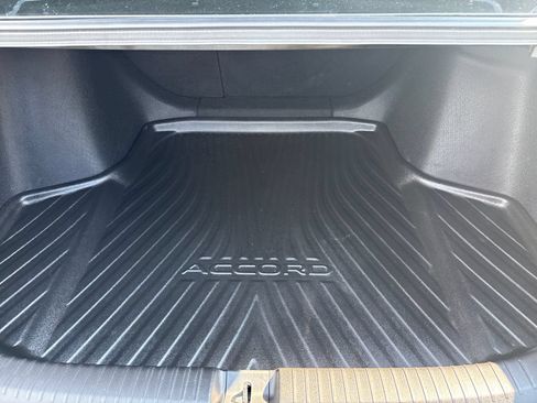 Certified 2023 Honda Accord EX image 39