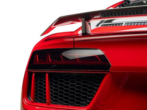 Used 2017 Audi R8 V10 plus AWD/4WD image 11