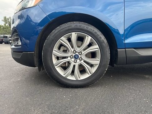Used 2022 Ford Edge Titanium AWD/4WD image 4