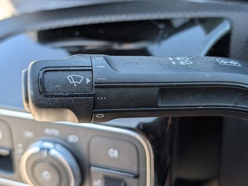 Used 2020 Mercedes-Benz CLA 250 w/ Premium Package image 25