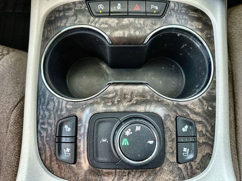 Certified 2023 GMC Acadia Denali w/ Denali Technology Package image 34