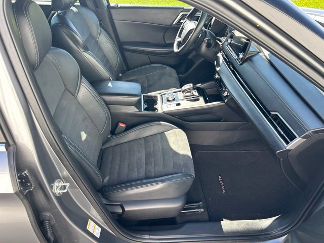 Used 2023 Mitsubishi Outlander SE Black Edition FWD image 52