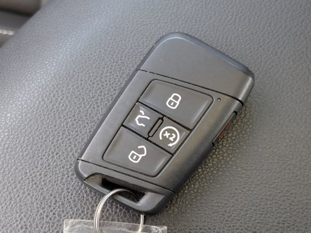 Used 2024 Volkswagen Jetta SE FWD image 30