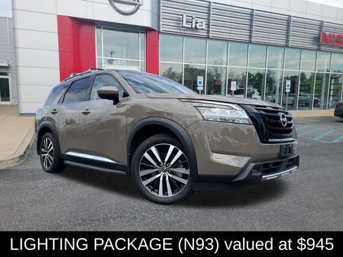 Certified 2024 Nissan Pathfinder Platinum w/ Lighting Package (N93) AWD/4WD image 2