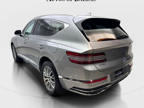 Used 2025 Genesis GV80 2.5T Standard AWD/4WD image 9