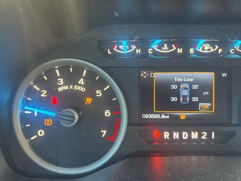 Used 2017 Ford F150 XLT w/ Equipment Group 301A Mid image 16