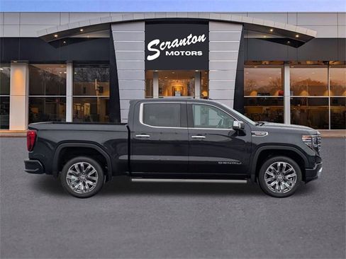 New 2026 GMC Sierra 1500 Denali w/ Denali Reserve Package image 6