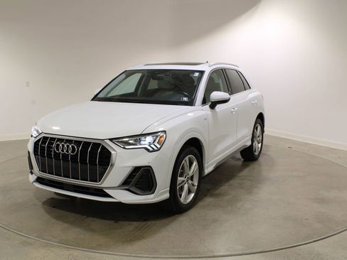 Used 2023 Audi Q3 2.0T Premium Plus AWD/4WD image 1