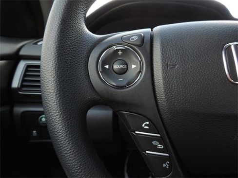 Used 2015 Honda Accord LX image 21