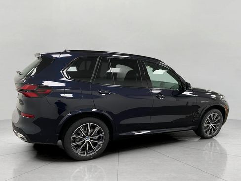 New 2026 BMW X5 xDrive40i w/ M Sport Package image 2