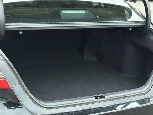 Used 2021 Toyota Camry SE w/ Convenience Package FWD image 38