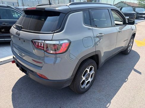 Used 2022 Jeep Compass Trailhawk w/ Sun and Sound Group AWD/4WD image 4