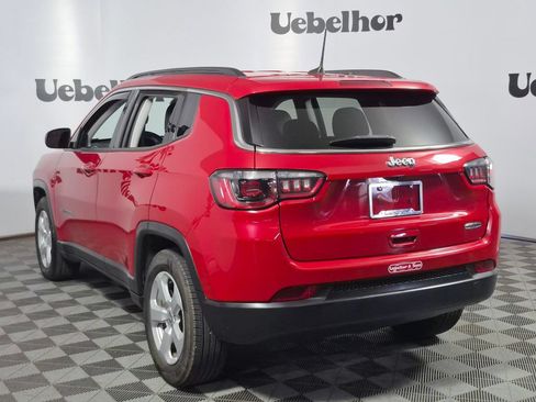 Used 2021 Jeep Compass Latitude FWD image 5