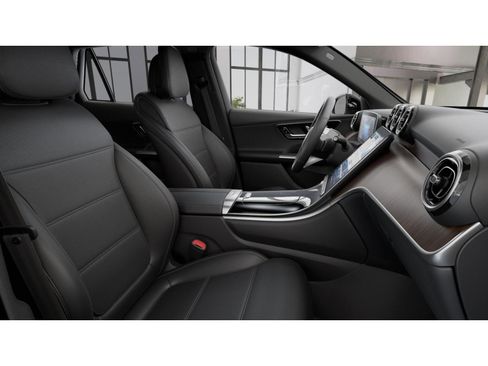 New 2026 Mercedes-Benz GLC 300 image 3