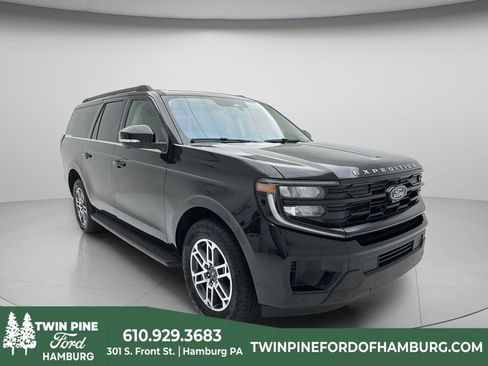 Used 2025 Ford Expedition Max Active AWD/4WD image 1