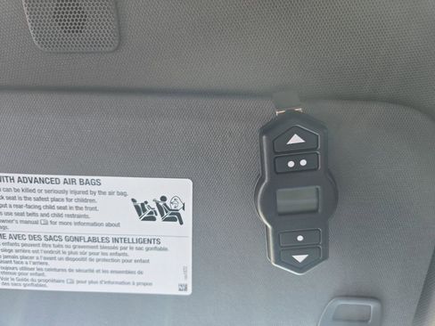 Used 2021 Chevrolet Silverado 1500 RST image 26