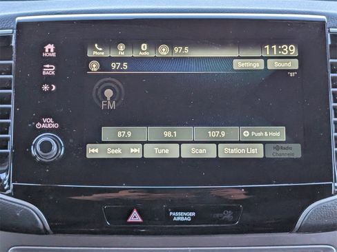 Used 2022 Honda Pilot Sport image 17