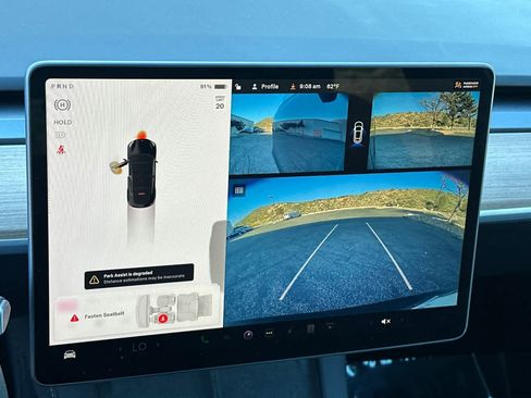 Used 2024 Tesla Model Y Long Range image 21