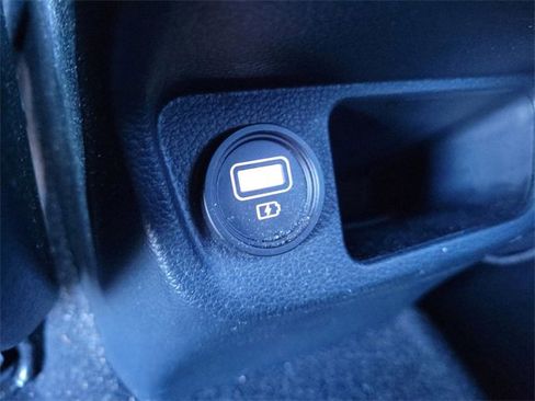 Certified 2023 Kia Seltos S image 14