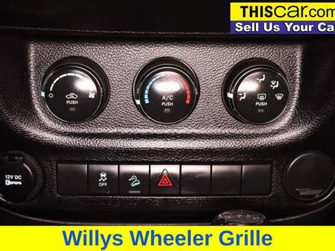 Used 2015 Jeep Wrangler Sport AWD/4WD image 21