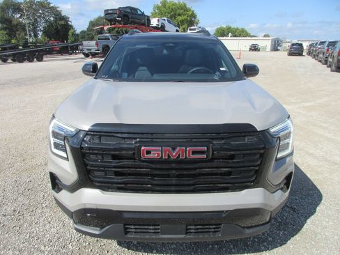 New 2027 GMC Terrain Elevation w/ Elevation Premium Package FWD image 10