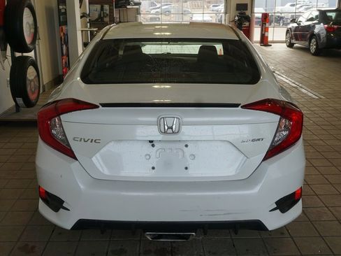 Used 2020 Honda Civic Sport image 12
