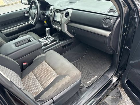 Used 2015 Toyota Tundra SR5 RWD image 36