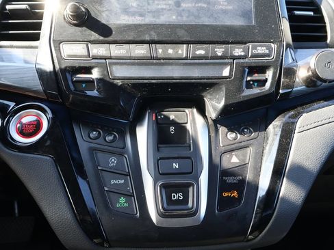 Used 2021 Honda Odyssey Elite image 24