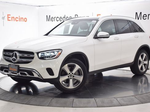 Used 2022 Mercedes-Benz GLC 300 image 2