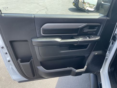 Used 2021 RAM 2500 Tradesman AWD/4WD image 13