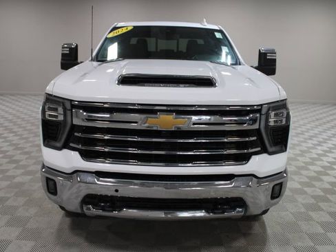 Used 2024 Chevrolet Silverado 2500 LTZ w/ LTZ Convenience Package AWD/4WD image 7