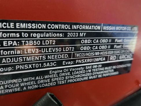 Used 2023 Nissan Rogue S image 52