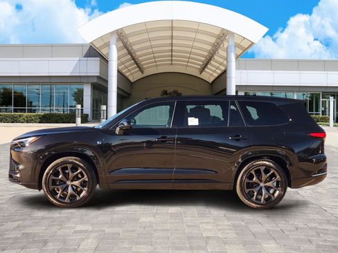 New 2026 Lexus TX 500h AWD image 3