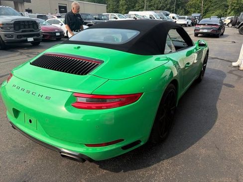 Used 2017 Porsche 911 Carrera RWD image 24