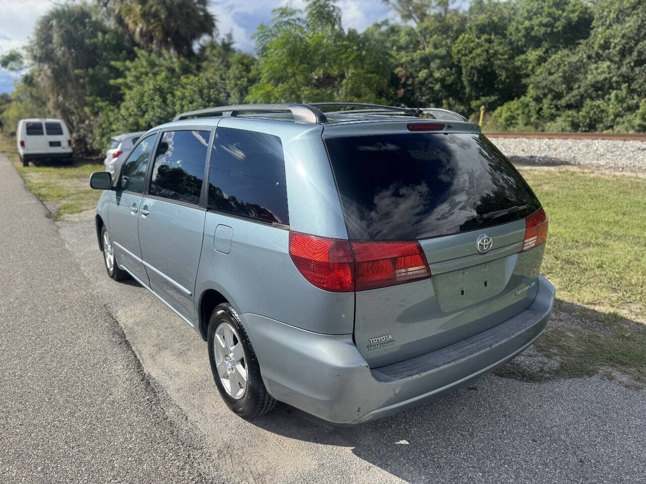 Used 2005 Toyota Sienna FWD image 4