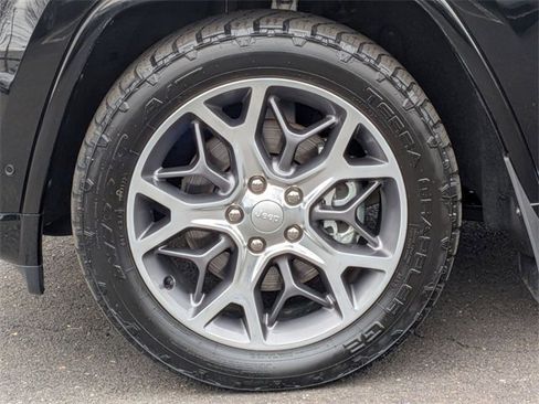 Certified 2021 Jeep Grand Cherokee Overland image 37