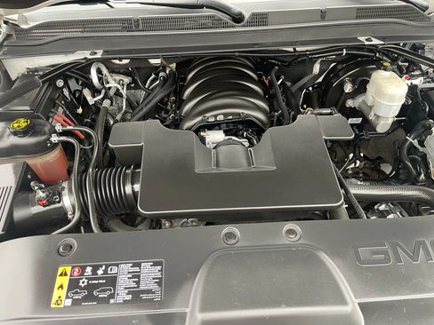 Used 2019 GMC Yukon Denali w/ Denali Ultimate Package image 22