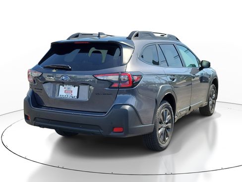 Certified 2025 Subaru Outback Onyx Edition AWD/4WD image 6