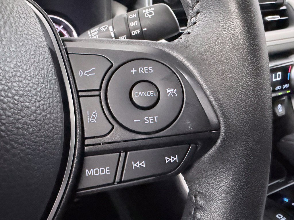 Used 2023 Toyota RAV4 XLE Premium FWD image 22
