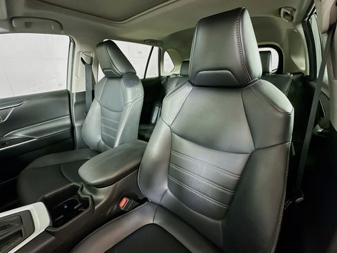 Used 2024 Toyota RAV4 XLE Premium FWD image 19