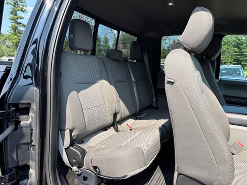 Used 2019 Ford F150 XLT w/ Equipment Group 302A Luxury AWD/4WD image 13