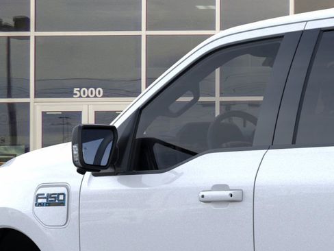 New 2025 Ford F150 Lightning Flash image 42