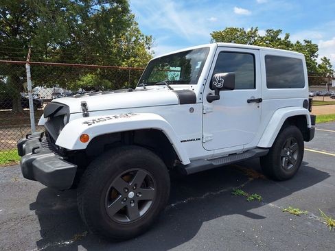 Used 2011 Jeep Wrangler Sport AWD/4WD image 1