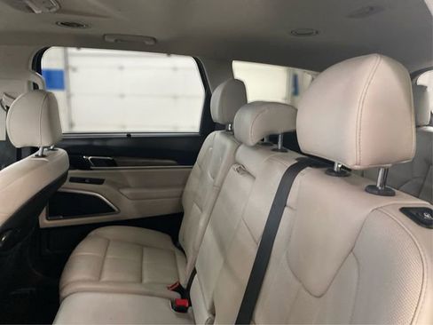 Used 2020 Kia Telluride EX w/ Towing Package image 11