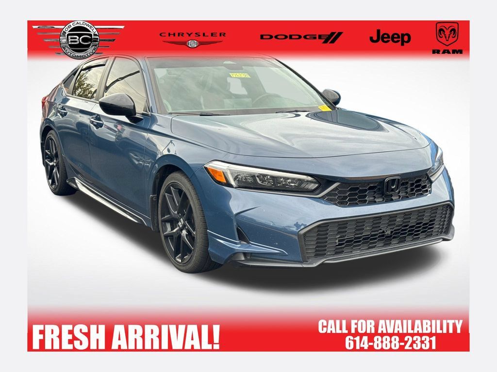 Used 2025 Honda Civic Sport image 1