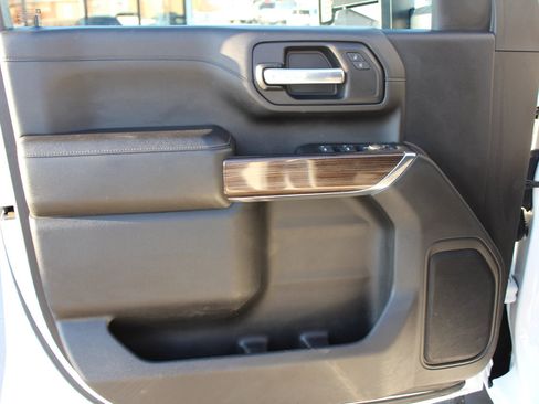 Used 2023 Chevrolet Silverado 2500 LT w/ Convenience Package image 43