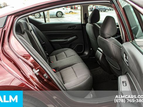 Used 2025 Nissan Altima 2.5 SV image 18