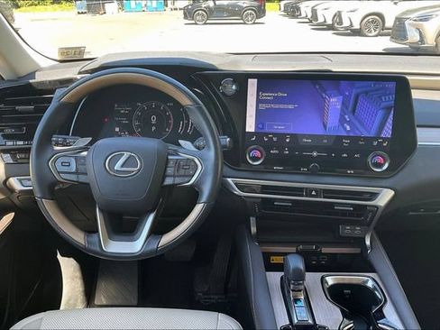 Used 2024 Lexus RX 350 Premium w/ Accessory Package (Z1) AWD/4WD image 7