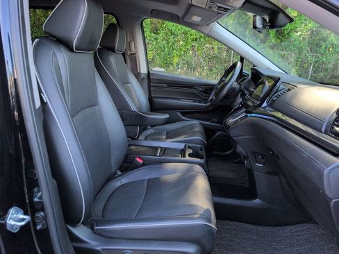 Used 2023 Honda Odyssey Elite image 32