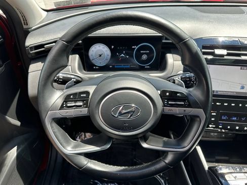 Certified 2023 Hyundai Tucson Limited AWD/4WD image 17